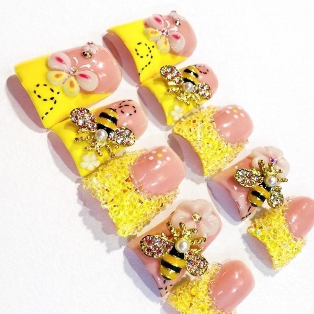 Custom Yellow Bee Press On Nails‎ 3D Rhinestone Glitter Kawaii Y2K Handmade